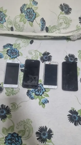 Lote 5 Celulares Antigos - Sucata/Peças - Samsung, LG e Siemens