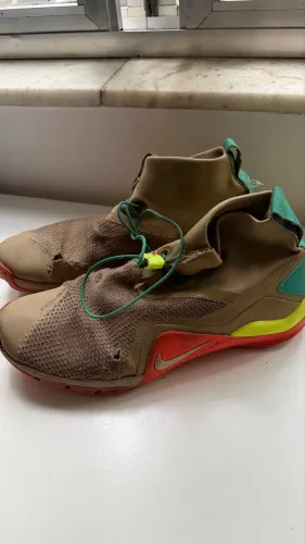 NIKE METCON X SFB  - IMPORTADO - 42 