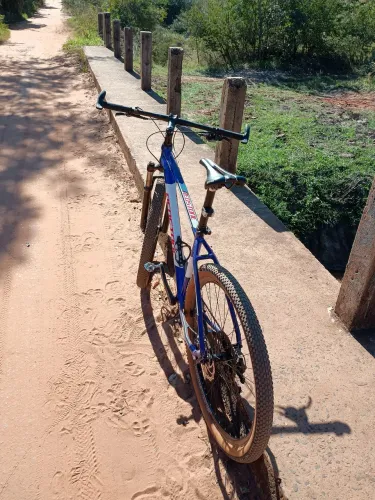 Bike redstone aro 20 quadro 19