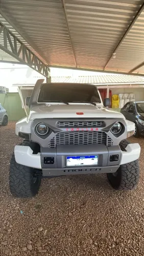 Troller T-4 4X4 3.2 20V TDI Cap. Rígida Diesel 2016