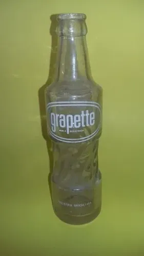 Garrafas antigas Grapette
