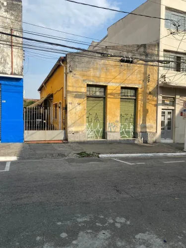 Terreno para venda no Cambuci, com 348m², com 228m² de construção, próximo ao Largo do Cam