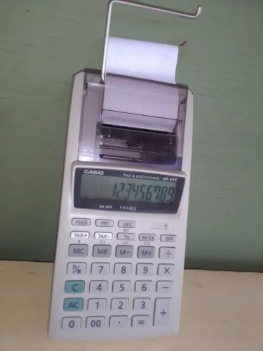 Máquina de cálculo Casio 