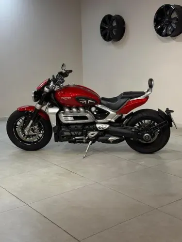 TRIUMPH ROCKET 3R 2021