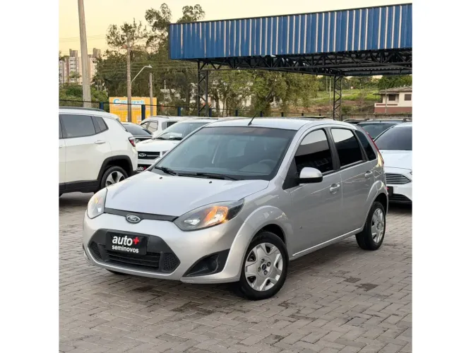 Ford Fiesta S 1.0 8V Flex 5P 2014