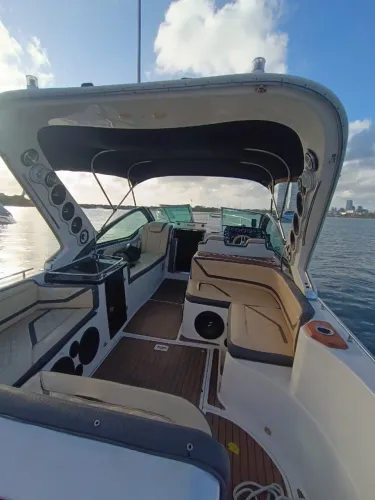 Lancha Focker 320 GT