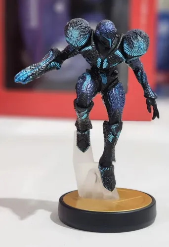 Amiibo Metroid Escuro