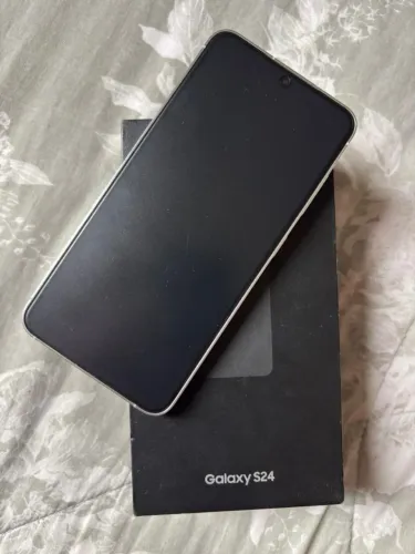 Samsung S24