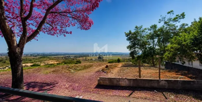 Terreno / Lote Área ZM2 1.435m² para Incorporação e Construtoras - Vista Linda SJC