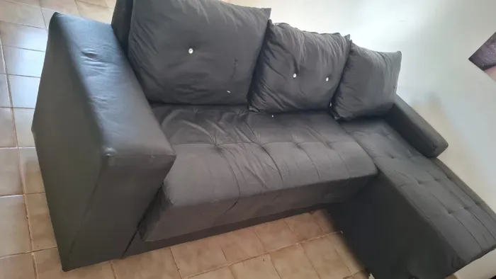 VENDE-SE SOFÁ USADO EM PERFEITO ESTADO