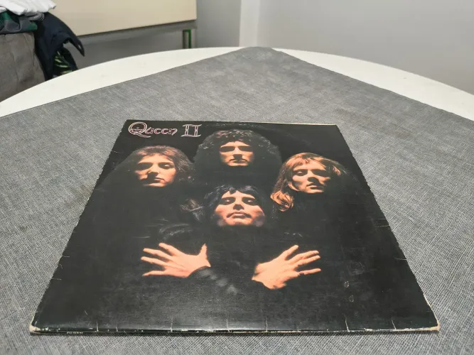 Disco de vinil: Queen II