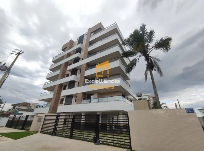 Cobertura Duplex próximo ao mar no centro de Guaratuba
