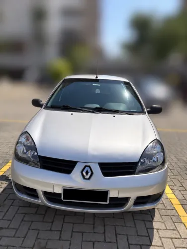 Renault Clio Hi-flex 1.0 16V 5P 2011