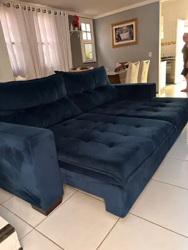 Vendo sofá retrátil azul marinho