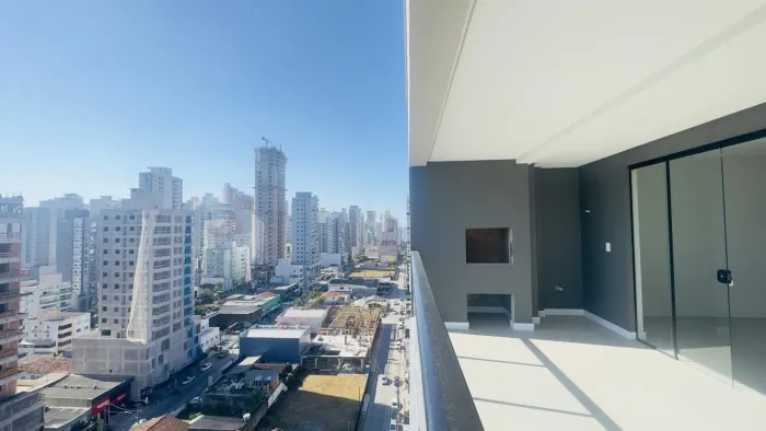 Apartamento - 3 dormitórios - 3 Suítes - localizado em Itapema / Meia Praia REF: DW649967