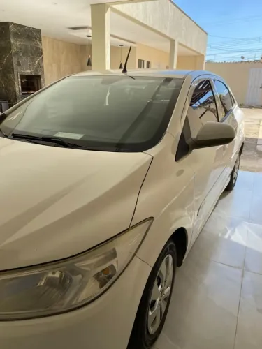 Chevrolet Onix JOY Hatch 1.0 8V Flex Mec. 4P 2017
