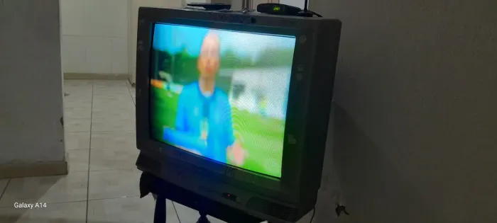 "Televisão Toshiba".