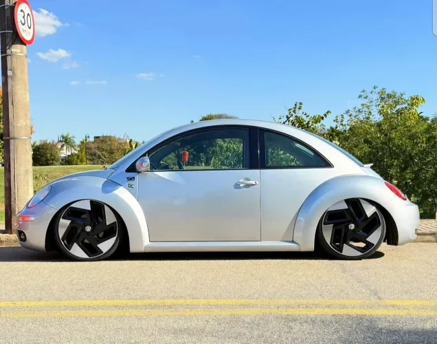 Volkswagen New Beetle 2.0 MI Mec./aut. 2009