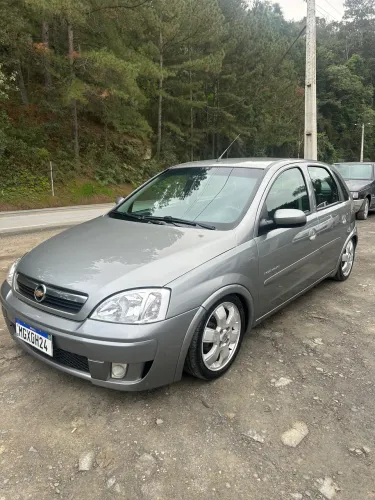 Chevrolet Corsa Hat. Premium 1.4 8V Econoflex 5P 2009