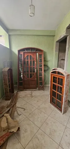 Porta e Janela Madeira Maciça