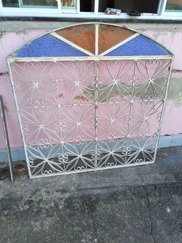 Janela de ferro colonial 120x120 cm