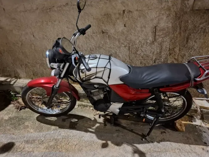 Tanque, farol, painel e banco ybr 125 2006