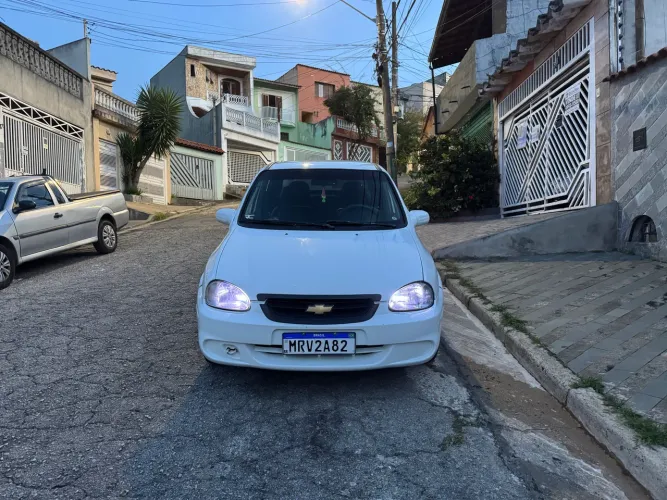 Chevrolet Corsa SED Class.spirit 1.0/1.0 Flexpower (álcool) 2009