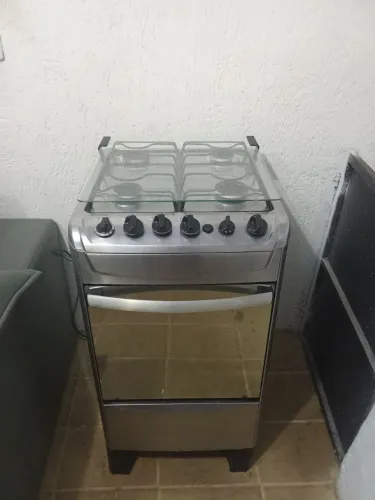 Fogão automático 4 bocas espelhado em perfeito estado