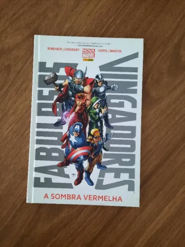 Fabulosos Vingadores: a Sombra Vermelha