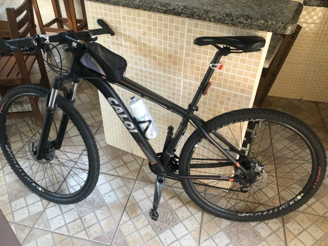 Bicicleta Caloi Moab com Grupo Shimano Alivio