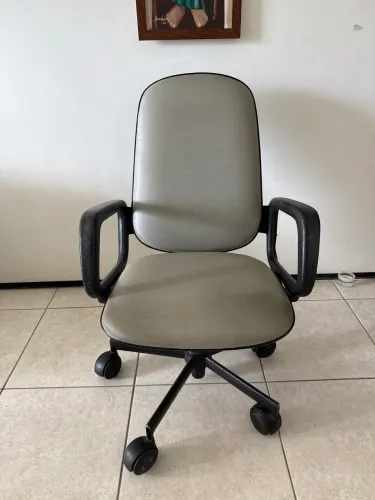 Cadeira de escritório 