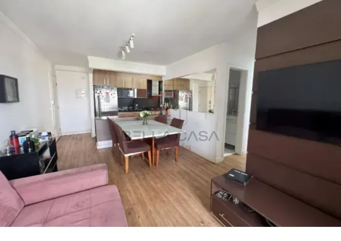Apartamento com 3 dormitórios e 1 vaga no Bairro da Vila Prudente / Praça Ibitirama