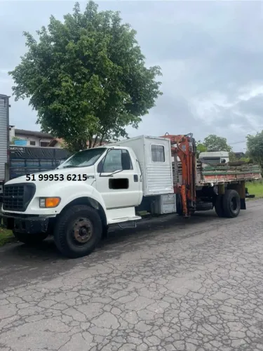 F12000 Munck com cabine suplementar 