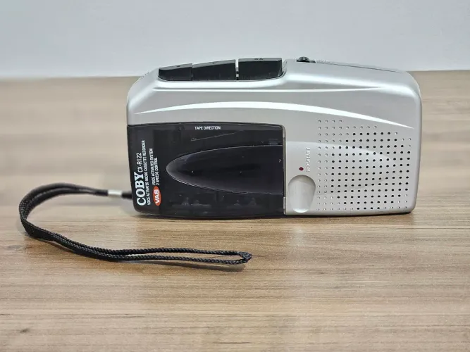 Micro- gravador Coby CX-R122