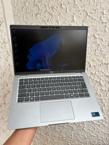 Notebook DELL Ultra 5 13ºG 16GB Ram SSD Nvme 256GB Teclado Retroiluminado Parcelo