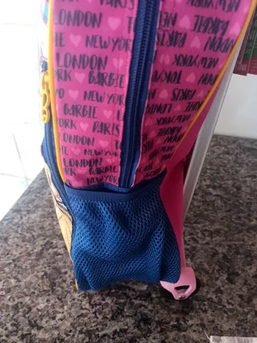 Mochila Barbie de rodinha