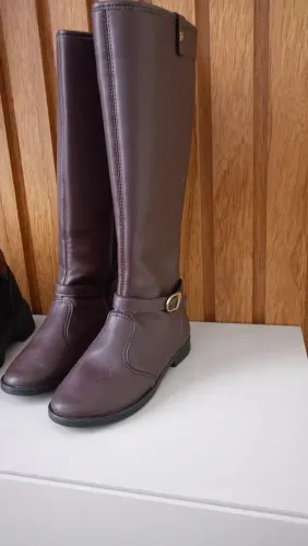 Bota infantil marca molekinha tamanho 27