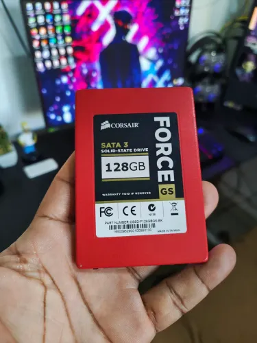 Ssd Corsair 128 gigas