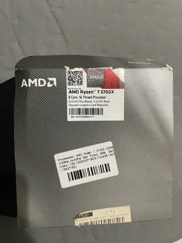 AMD Ryzen - 7 3700X