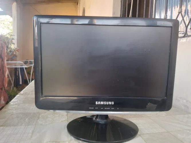 Monitor Samsung B1630N