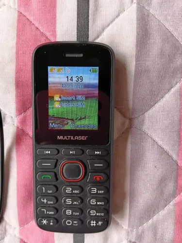 Celular multilaser preto