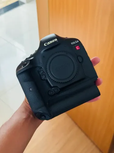 Vendo ou troco cânon 1dc