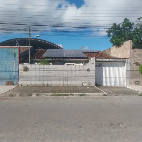Casa excelentendi para comércio próximo a Bomba do Gonzaga.