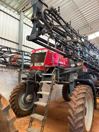 Autopropelido Massey Ferguson