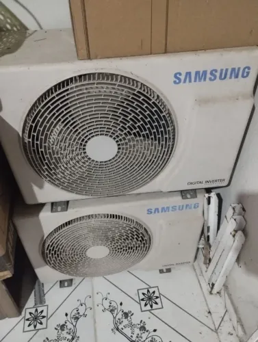 Vendo os dois Ar-condicionados