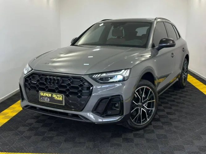 Audi Q5 S-line Black 2.0 TFSI Quat. S-tronic 2024
