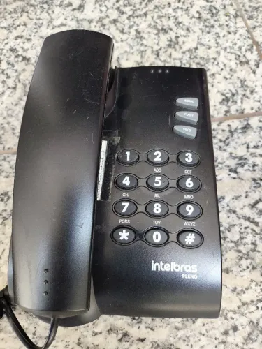 Telefones semi novos