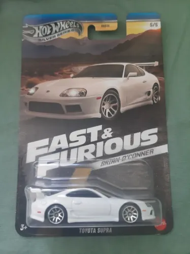 Hot Wheels Silver Series Velozes e Furiosos Toyota Supra branco