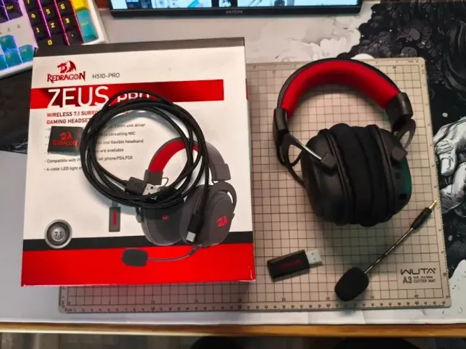 Headset Gamer Redragon H510-Pro Zeus Rgb Wireless 7.1 53mm Preto