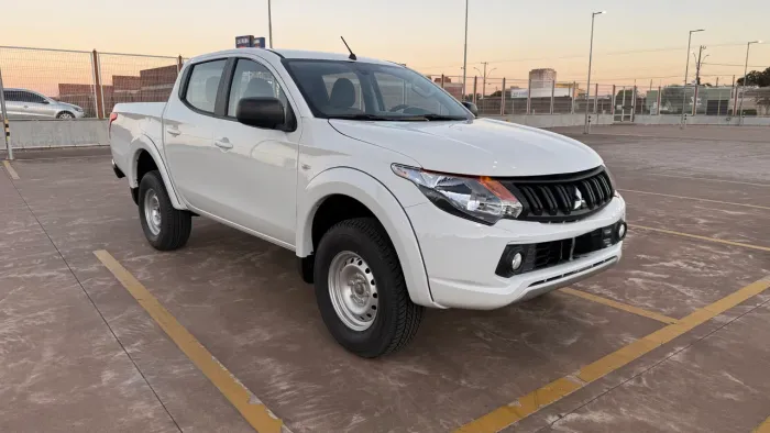 Mitsubishi L200 Triton Sport GLS 2.4 CD Diesel Aut. 2023